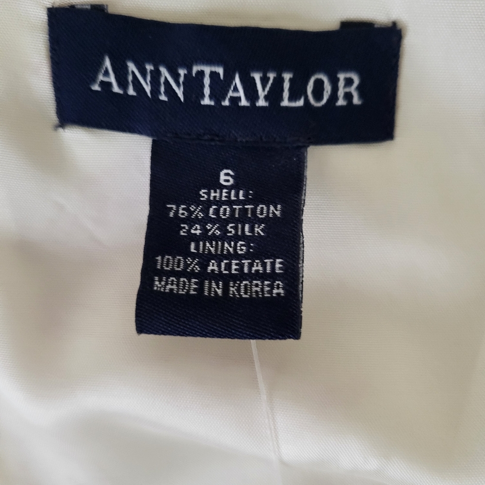 Ann Taylor dress Womens 6 Cream Red Stitched Flowers Sleeveless - Picture 16 of 16